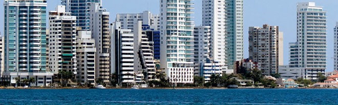 Vista de la bahía y los edificios de Bocagrande, Cartagena
